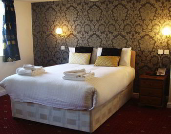 Whiston Hall & Golf Club